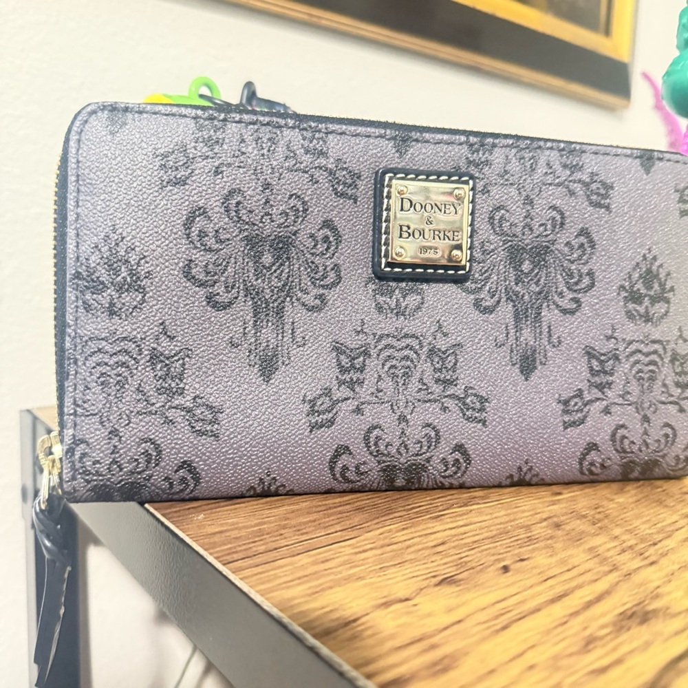 Dooney & Bourke Gray ! Used excellent condition, haunted mansion Women's Wallet